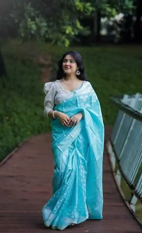 Student Budget Combo Set from RidaLife.com – Katan Saree, Hair Band, Digital Watch, Bangles, Ring & Gift Box